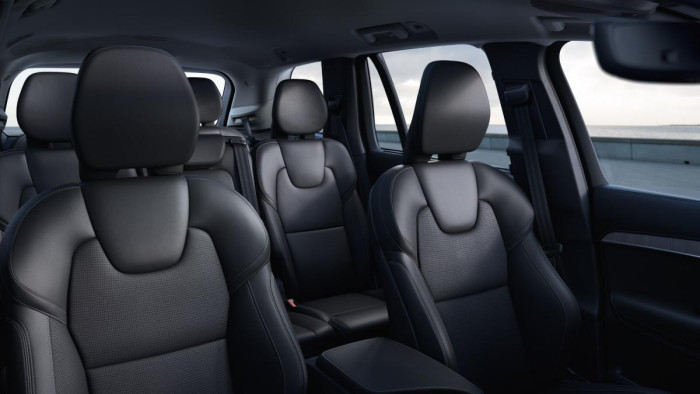 Volvo XC90 B6 AWD AUT BRIGHT PLUS 7-míst 2.0 Plus
