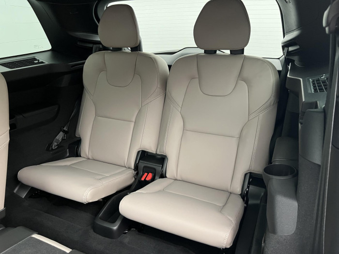 Volvo XC90 T8 AWD RECHARGE DARK ULTRA AUT