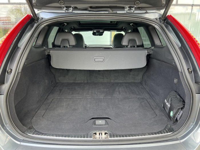 Volvo XC60 D4 AWD SUMMUM Aut 2.4 d Summum