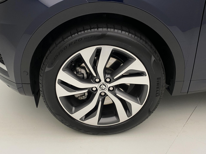 Jaguar E-Pace P250 SE  R-DYNAMIC REZERVACE 2.0 SE Dynamic