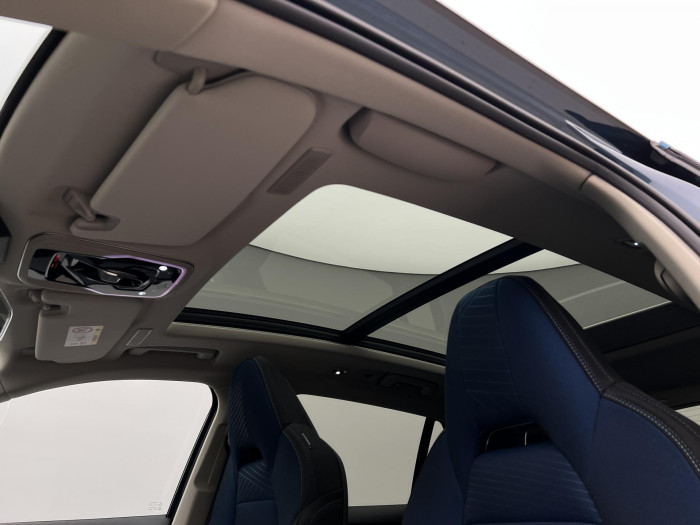 Lynk & Co 01 PHEV DCT AUT 1.maj.