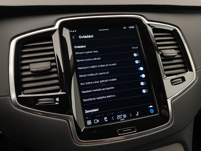 Volvo XC90 T8 AWD PLUS DARK RECHARGE AUT