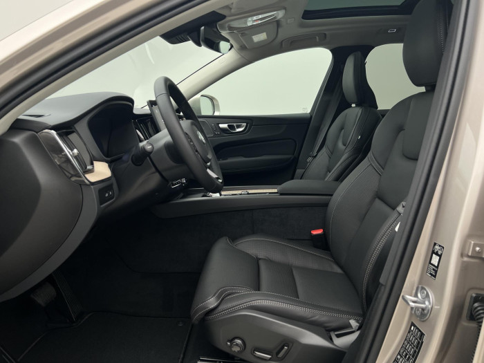 Volvo XC60 T6 AWD RECHARGE BRIGHT ULTRA