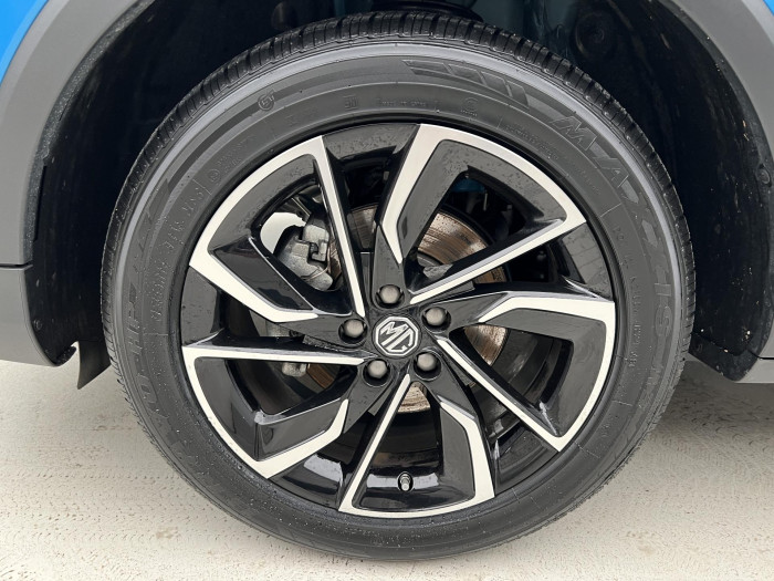 MG ZS 1.5 ESSENTIAL PLUS CZ