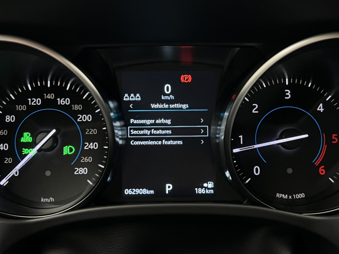 Jaguar F-Pace 20d AWD Aut CZ REZERVACE 2.0 d