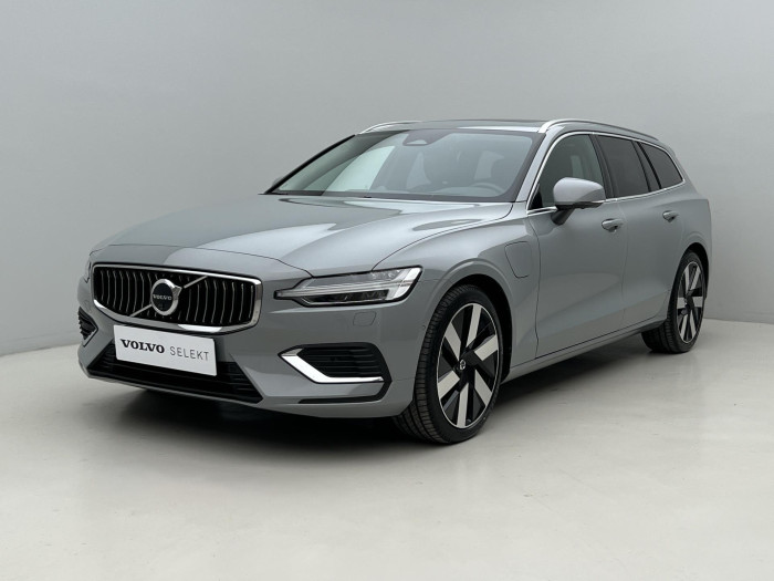 Volvo V60 T6 AWD RECHARGE ULTRA BRIGHT