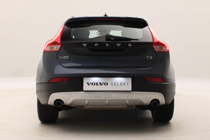 Volvo V40 CC T3 MOMENTUM AUT CZ NAVIGACE 1.5 CC CC Momentum