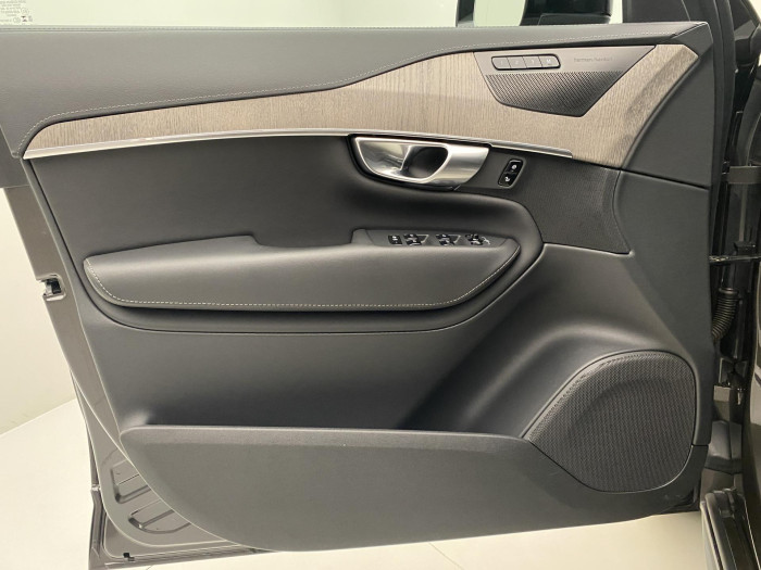 Volvo XC90 B5 AWD ULTIMATE DARK CZ 7míst