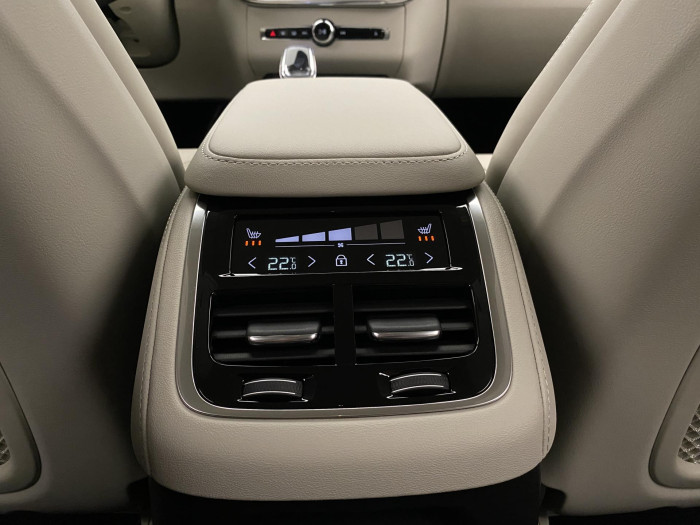 Volvo XC90 T8 AWD RECHARGE BRIGHT PLUS 7m