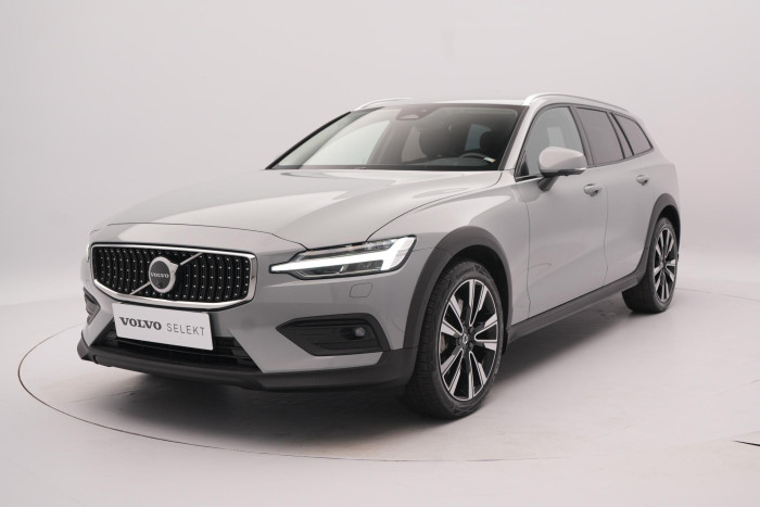 Volvo V60 CC B5 AWD PLUS AUT 1.maj