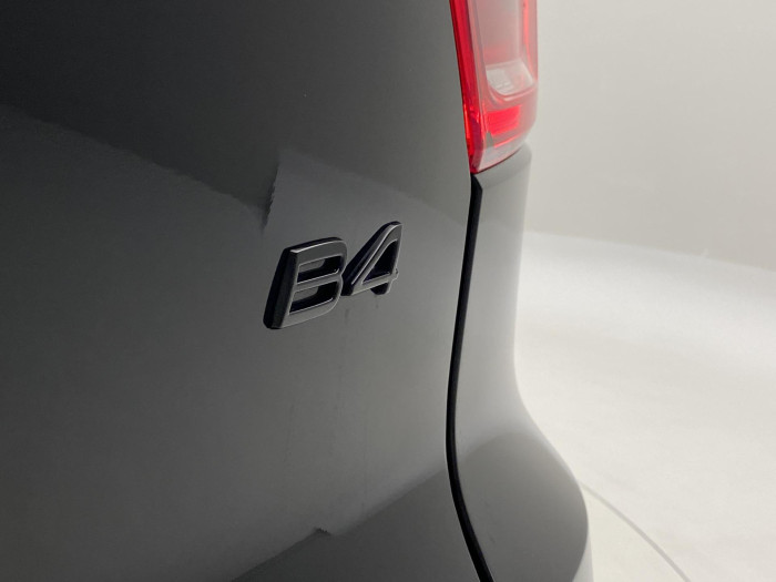 Volvo XC40 B4 PLUS BLACK EDITION AUT CZ