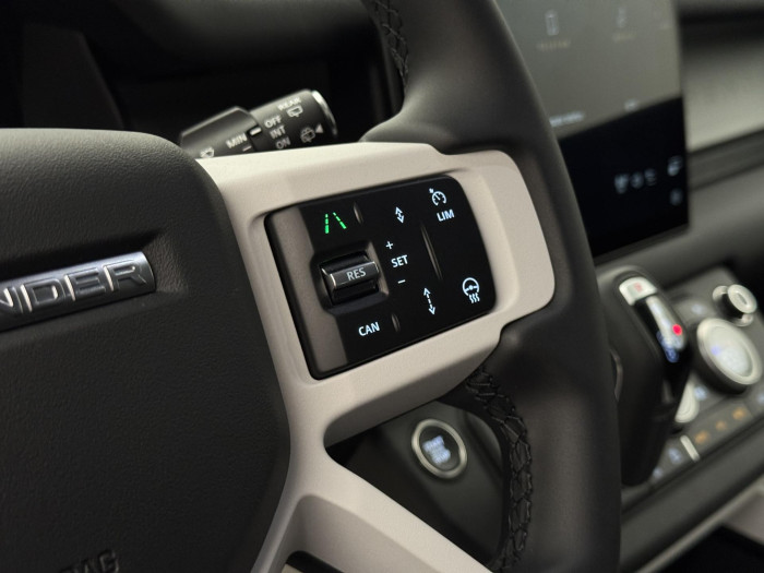 Land Rover Defender 110 D200 S AWD AUT 3.0 d