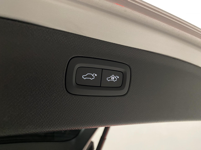 Volvo XC90 B5 AWD PLUS REZERVACE