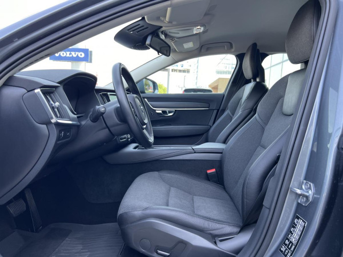 Volvo V90 D4 Aut 1.maj. NAVIGACE 2.0 d