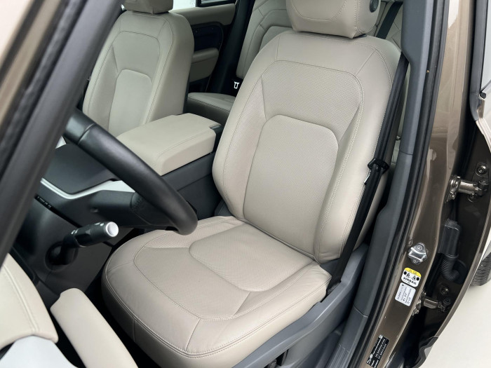 Land Rover Defender D250 SE AWD AUT CZ 3.0 d SE