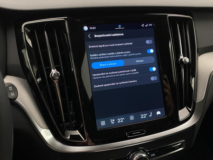 Volvo V60 B4 AUT BRIGHT PLUS