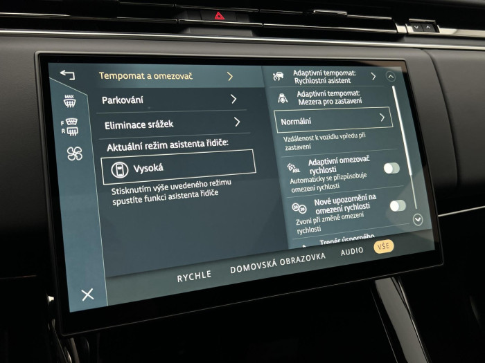 Land Rover Range Rover Sport D300 DYNAMIC SE AWD Aut 3.0 d Dynamic SE