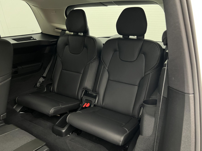 Volvo XC90 T8 AWD RECHARGE DARK PLUS AUT