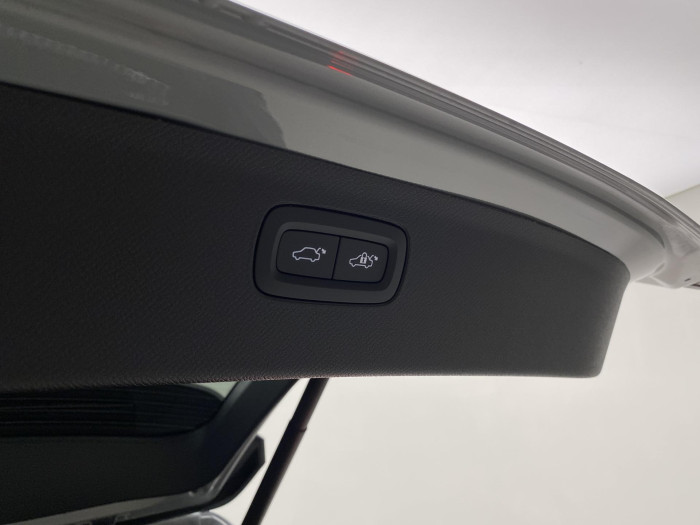 Volvo XC90 B5 AWD BLACK EDITION PLUS 7m