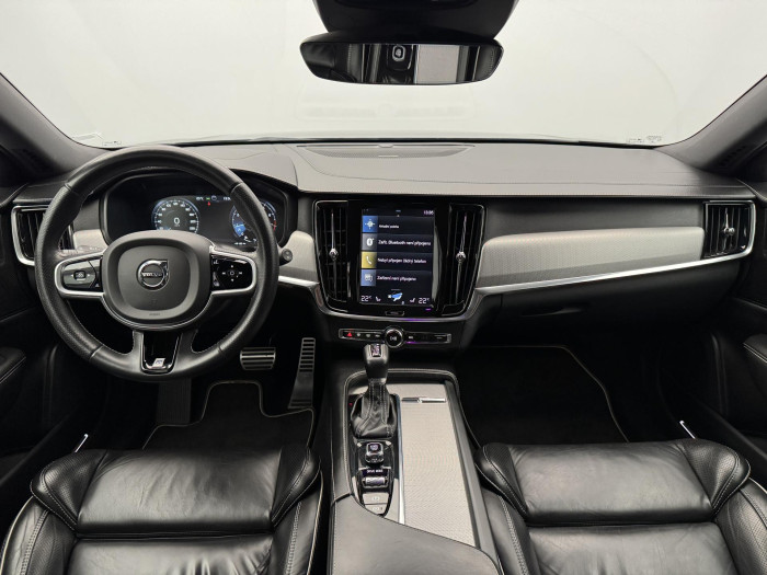 Volvo V90 T4 R-DESIGN AUT