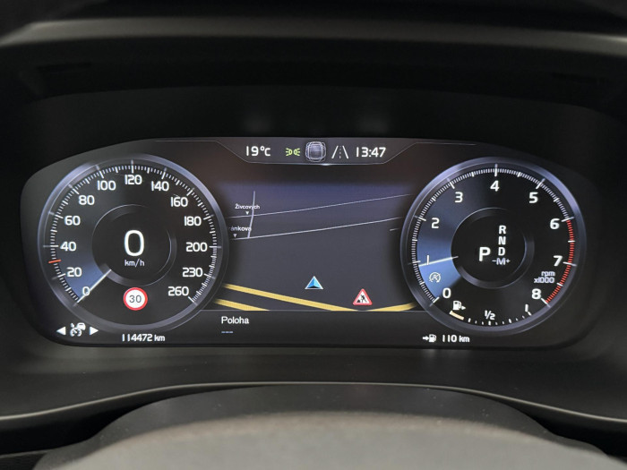 Volvo XC40 B3 MOMENTUM PRO REZERVACE 2.0 Momentum