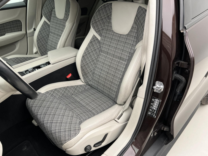 Volvo V60 CC D4 AWD AUT CZ 2.0 d CC CC