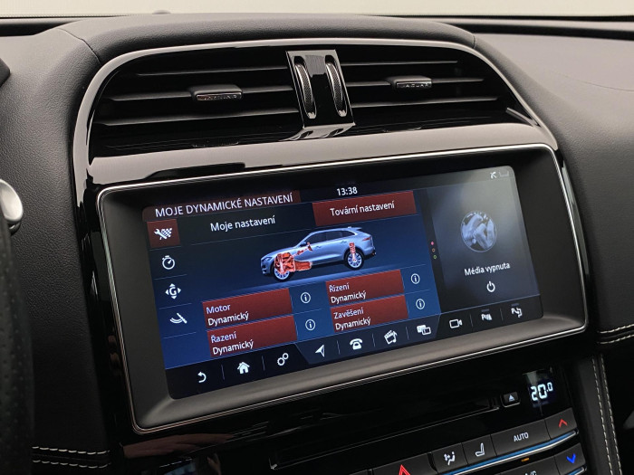 Jaguar F-Pace 5.0 V8 SVR AWD REZERVACE 5.0 V8