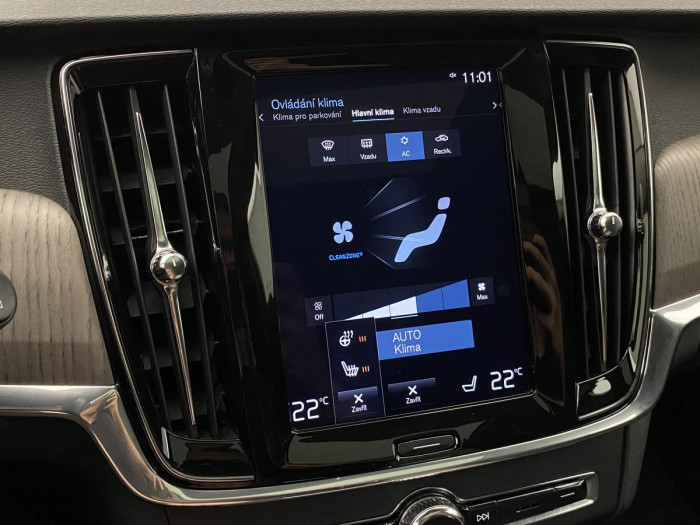 Volvo V90 CC D4 AWD ADVANCED REZERVACE 2.0 d CC CC