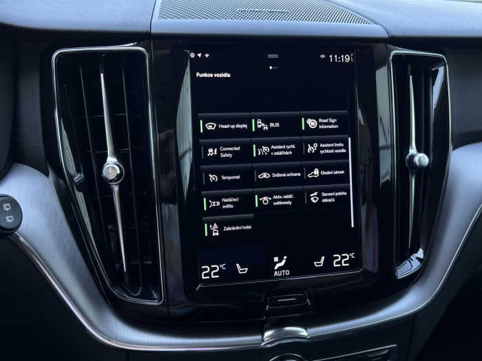 Volvo XC60 B4 AWD MOMENTUM Aut 1.maj. 2.0 Momentum