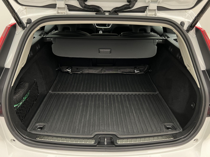 Volvo V60 B4 INSCRIPTION AUT