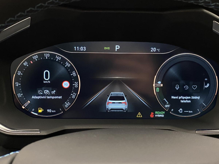 Lynk & Co 01 PHEV DCT AUT 1.maj. REZERVACE