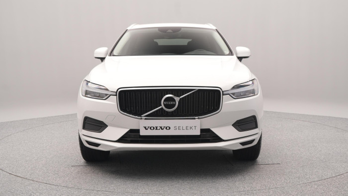 Volvo XC60 B4 AWD MOMENTUM PRO AUT CZ 2.0 Momentum