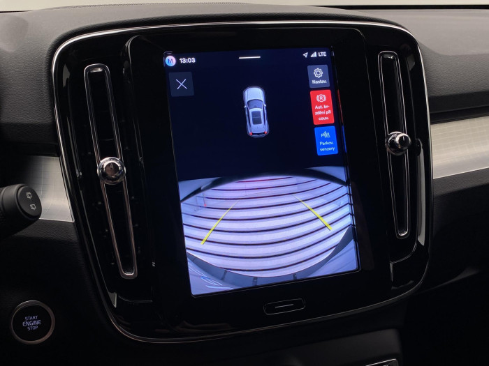 Volvo XC40 B3 DARK PLUS AUT CZ