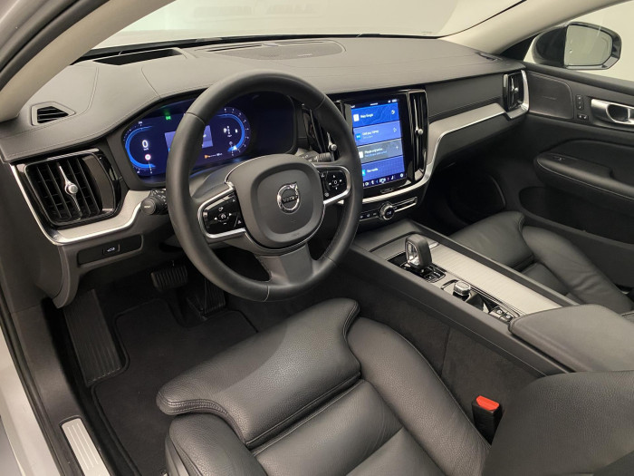 Volvo S60 B5 AWD ULTIMATE DARK AUT CZ