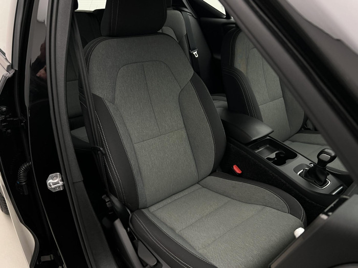 Volvo XC40 T2 MOMENTUM 1.maj. 1.5 Momentum