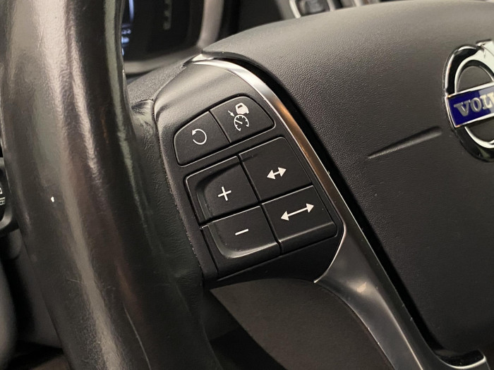 Volvo XC60 D4 AWD MOMENTUM AUT 2.4 d Momentum