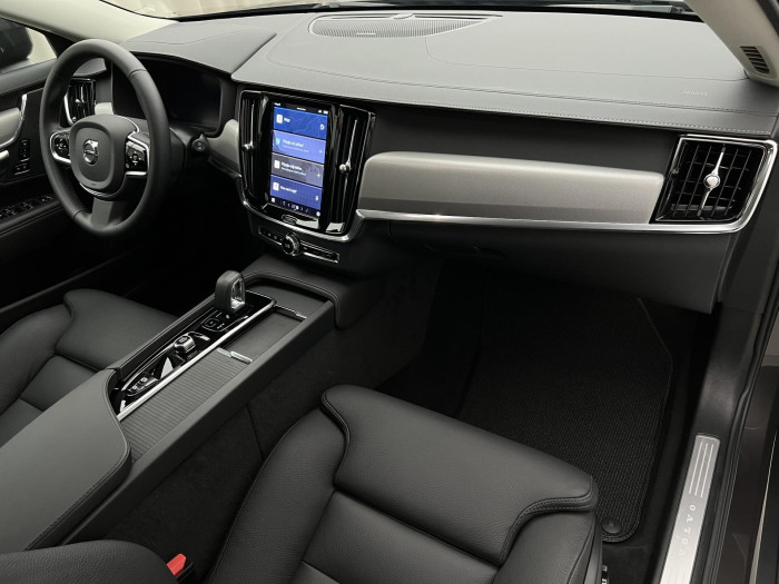 Volvo V90 CC B4 AWD PLUS AUT
