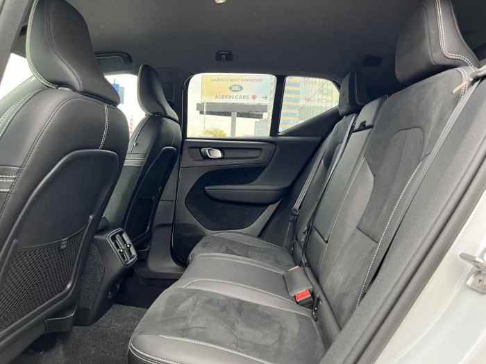 Volvo XC40 D4 AWD R-DESIGN Aut 1.maj. 2.0 d
