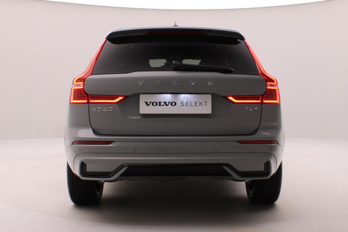 Volvo XC60 T6 AWD PLUG-IN DARK PLUS AUT