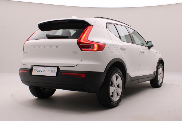 Volvo XC40 T2 MOMENTUM CORE AUT CZ 1.5 Momentum