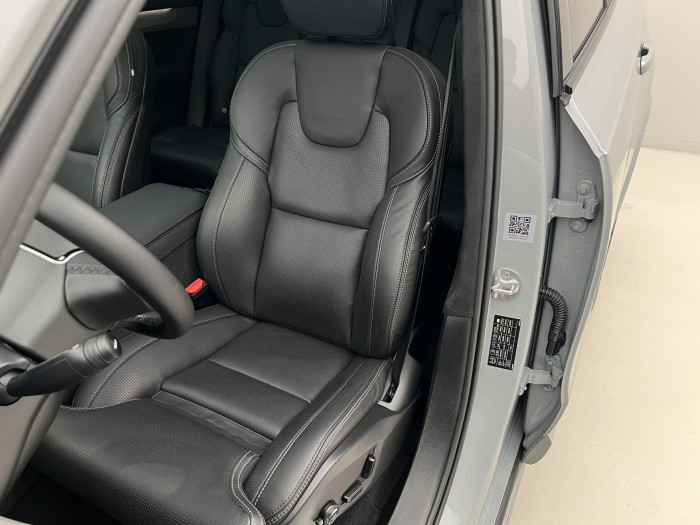 Volvo XC90 T8 AWD RECHRAGE ULTRA DARK AUT