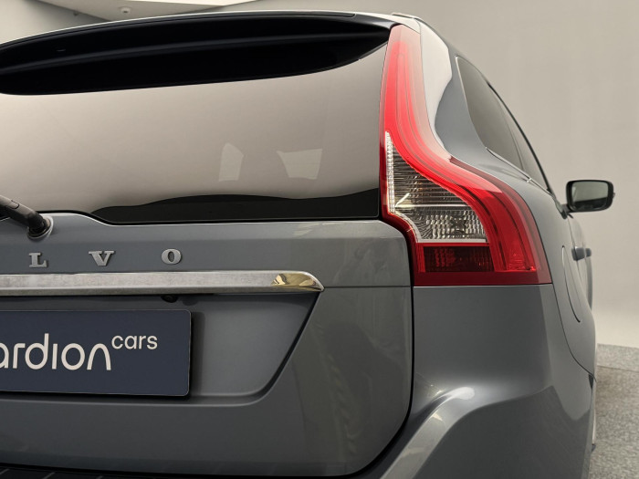 Volvo XC60 D4 AWD MOMENTUM AUT 2.4 d Momentum