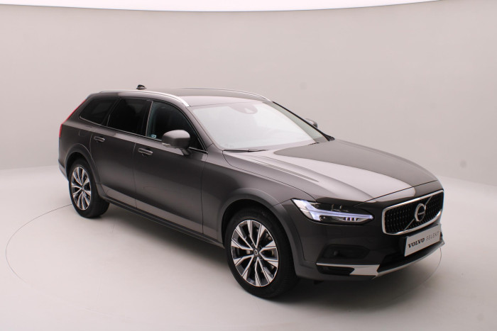 Volvo V90 CC B5 AWD MOMENTUM AUT CZ 2.0 CC CC Momentum