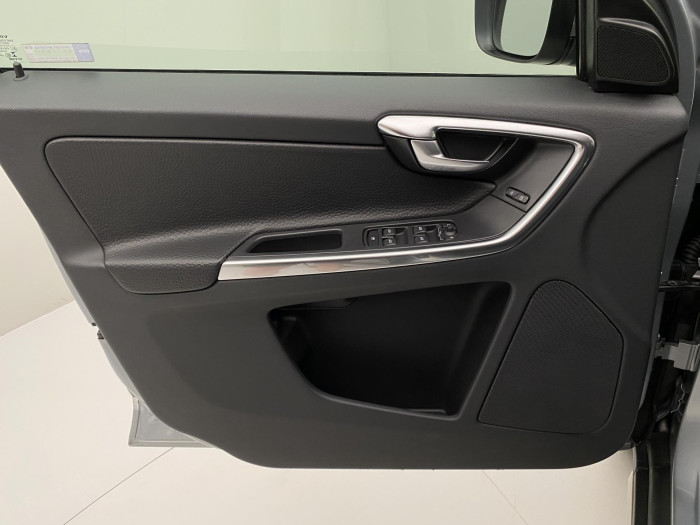 Volvo XC60 D4 AWD SUMMUM POLESTAR AUT CZ 2.4 d Summum