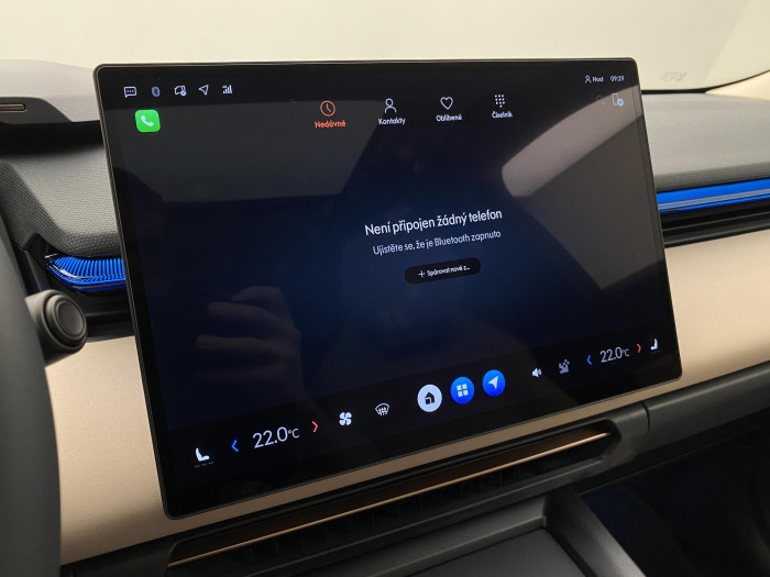 Lynk & Co 08 MORE PHEV