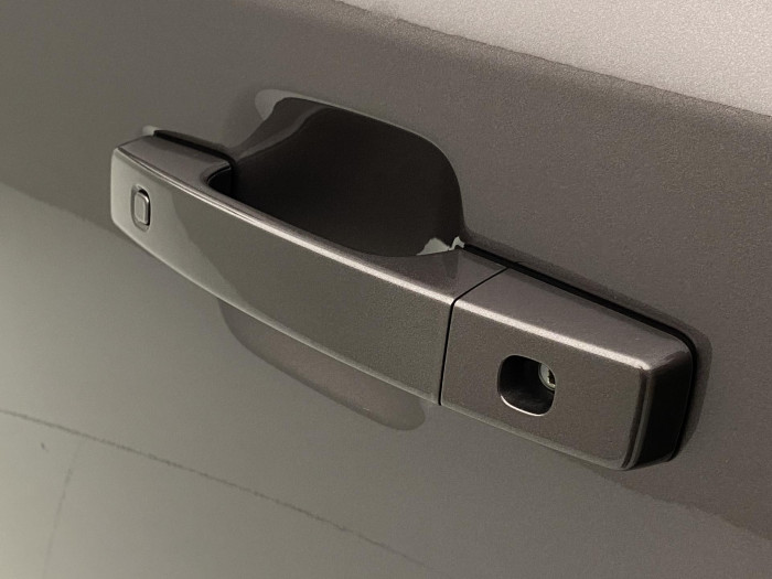 Land Rover Defender P635 OCTA AWD AUT