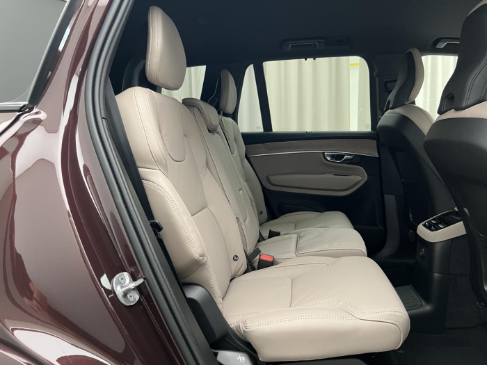 Volvo XC90 T8 AWD RECHARGE DARK PLUS AUT