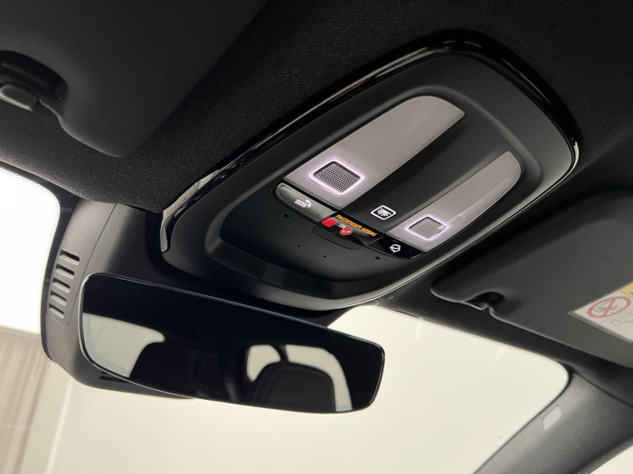Volvo XC40 B3 AUT DARK PLUS