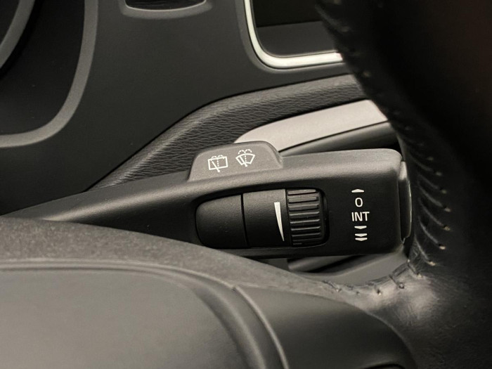 Volvo V40 D3 NAVIGACE AUT REZERVACE 2.0 d