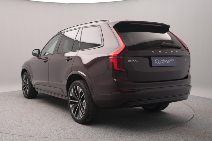 Volvo XC90 B5 AWD AUT DARK PLUS 7 míst
